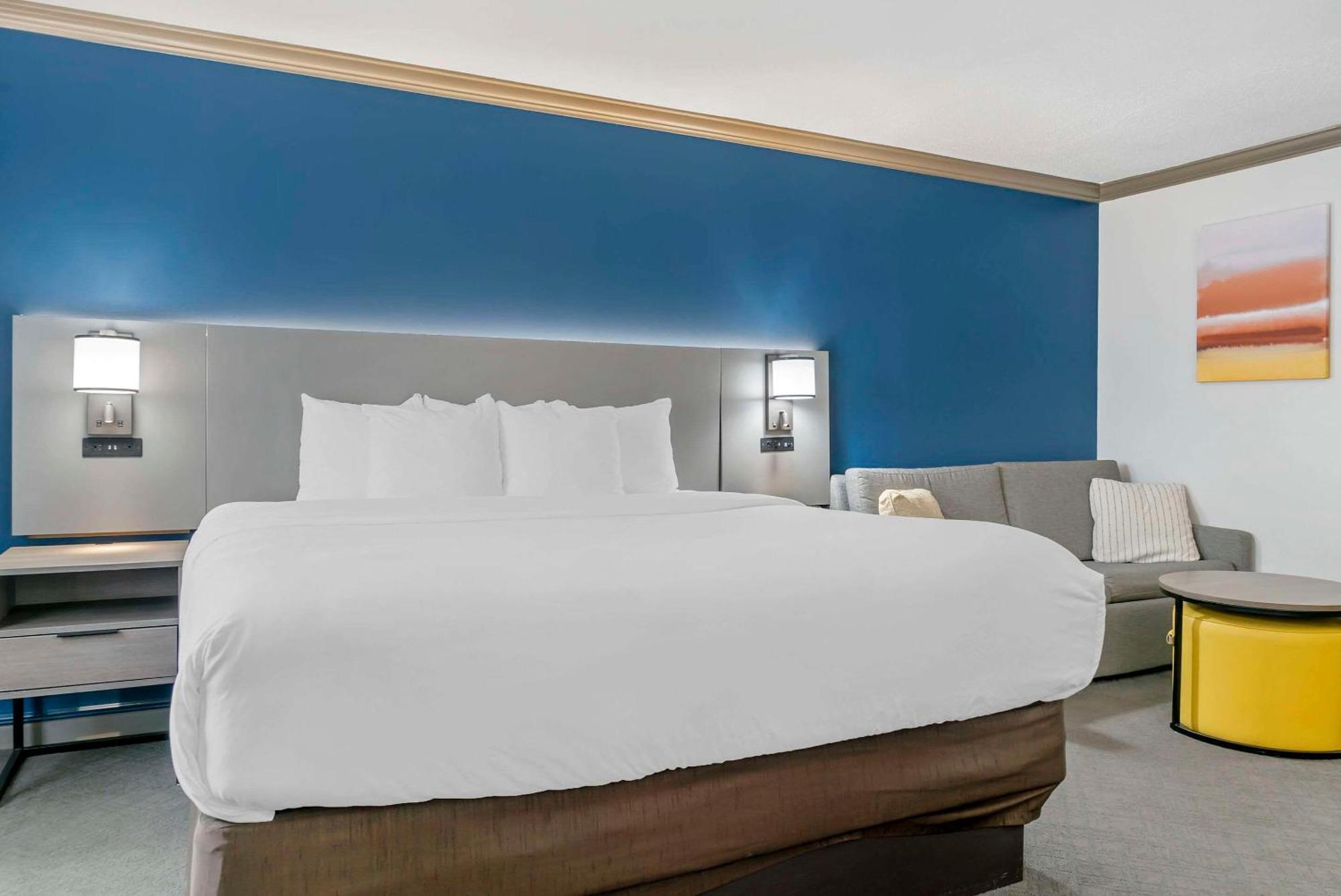 Comfort Inn Plainwell Экстерьер фото