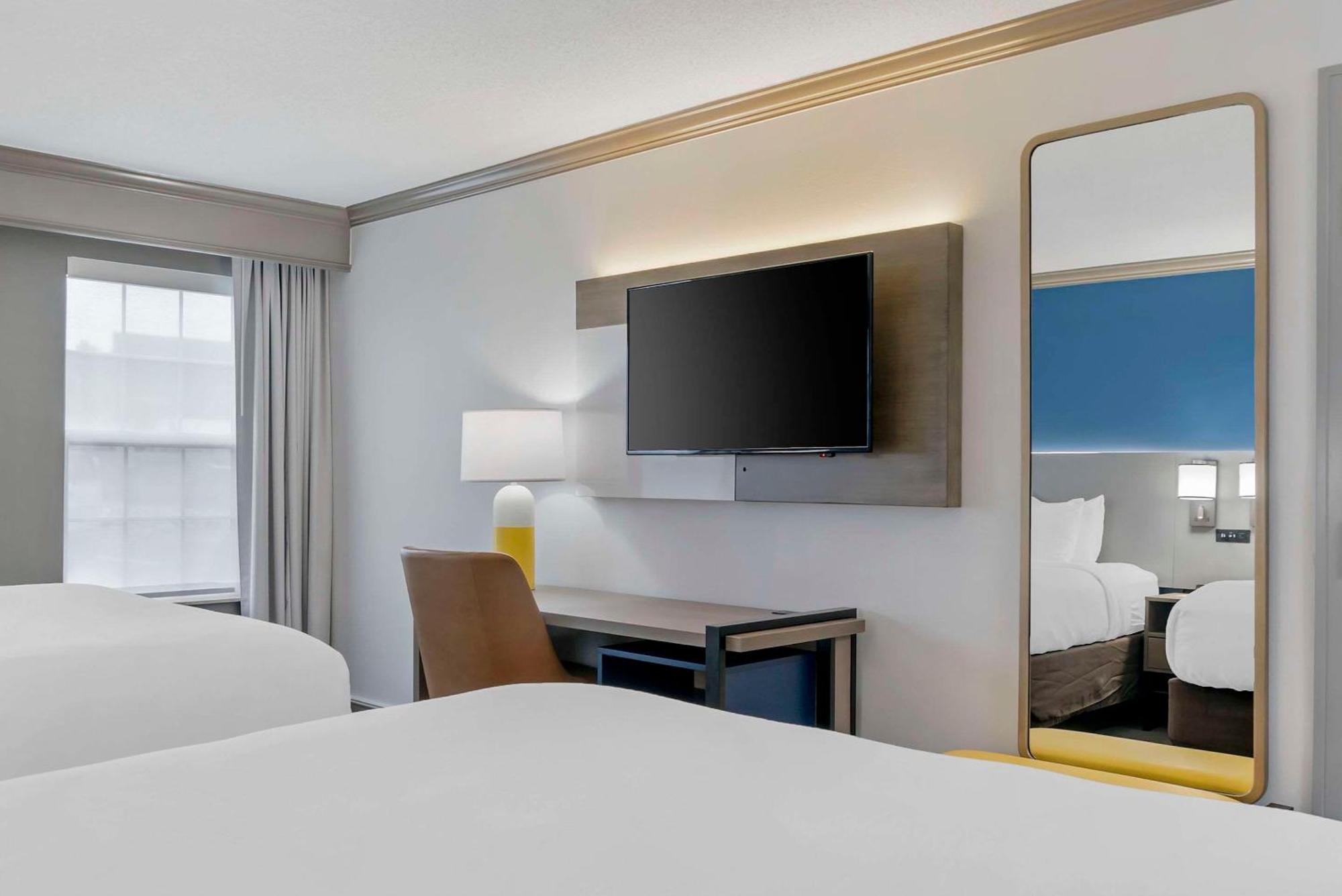 Comfort Inn Plainwell Экстерьер фото